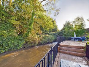 Decking- click for photo gallery